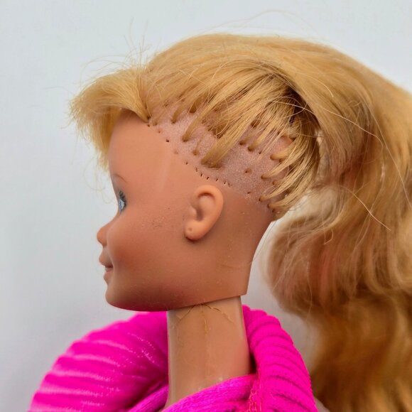 Beauty Secrets Barbie Doll 1979 Accessories 1290 Pink Dress Mattel Read - Picture 16 of 16